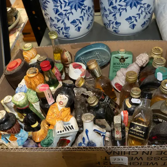 box of spirit miniatures