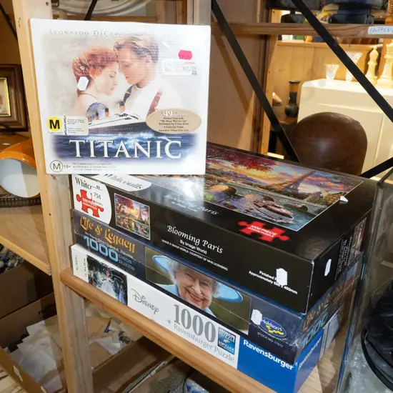 3x puzzles, Titanic DVD box set