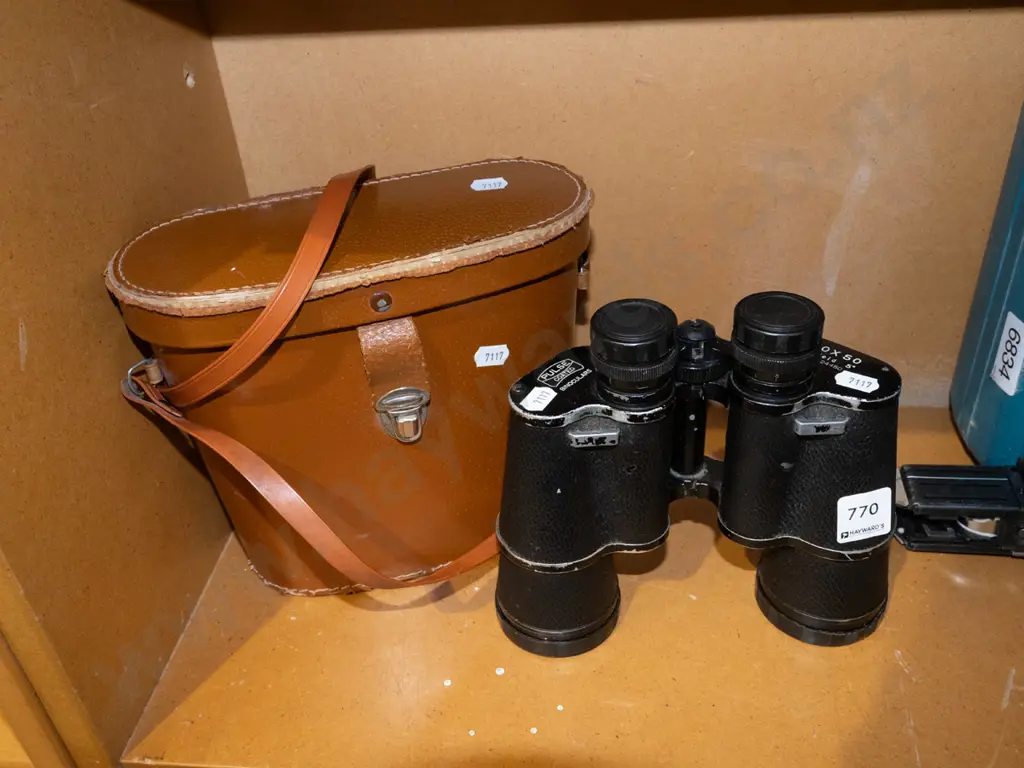 Pulse 10x50 field binoculars Image 1++