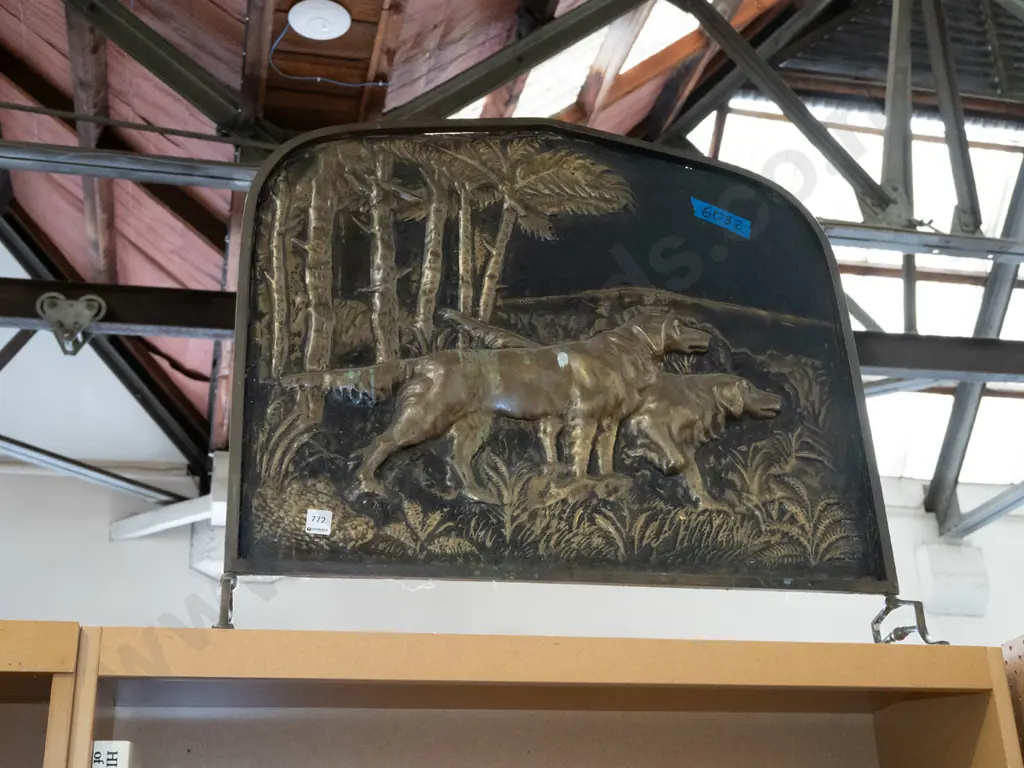 pressed brass hunting dog firescreen Image 1++