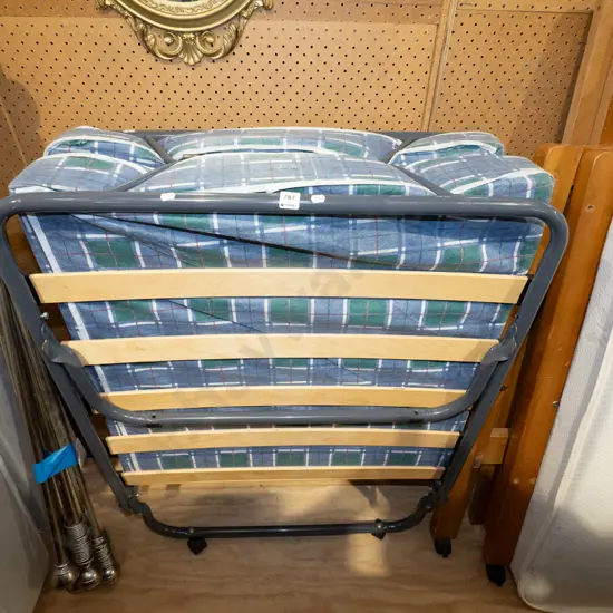 fold up trundle bed