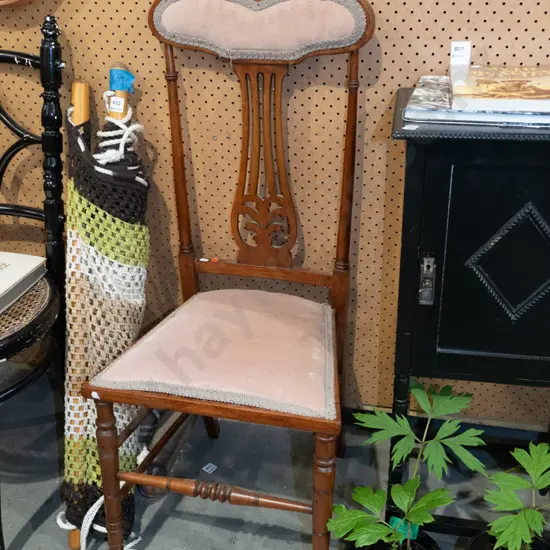 turned leg upholstered splat back hall chair