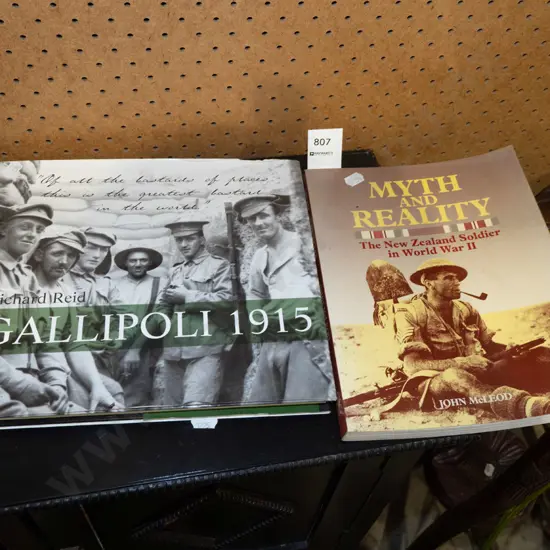 2x books about New Zelanders at war