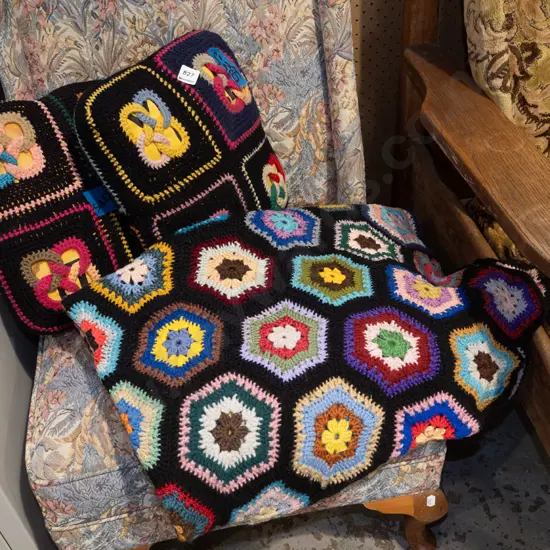 crochet blanket, 2x matching cushions