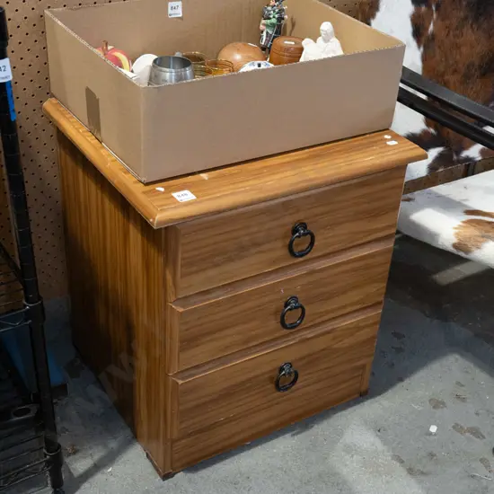 mdf faux veneer 3 drawer chest - damage to top