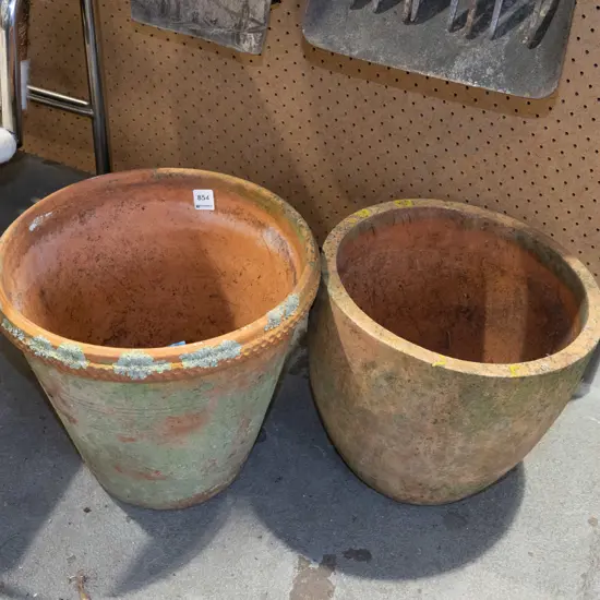 2x terracotta garden planters