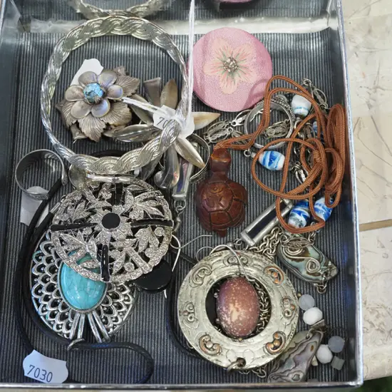tray of costume jewellery
