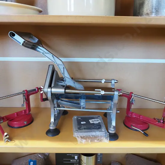 potato chip press, 2x apple corers