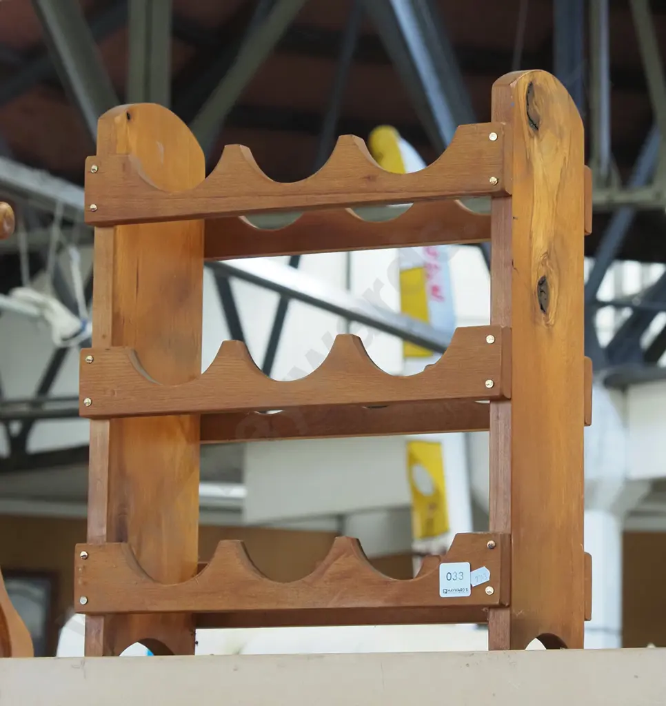 small wooden wine rack Image 1++