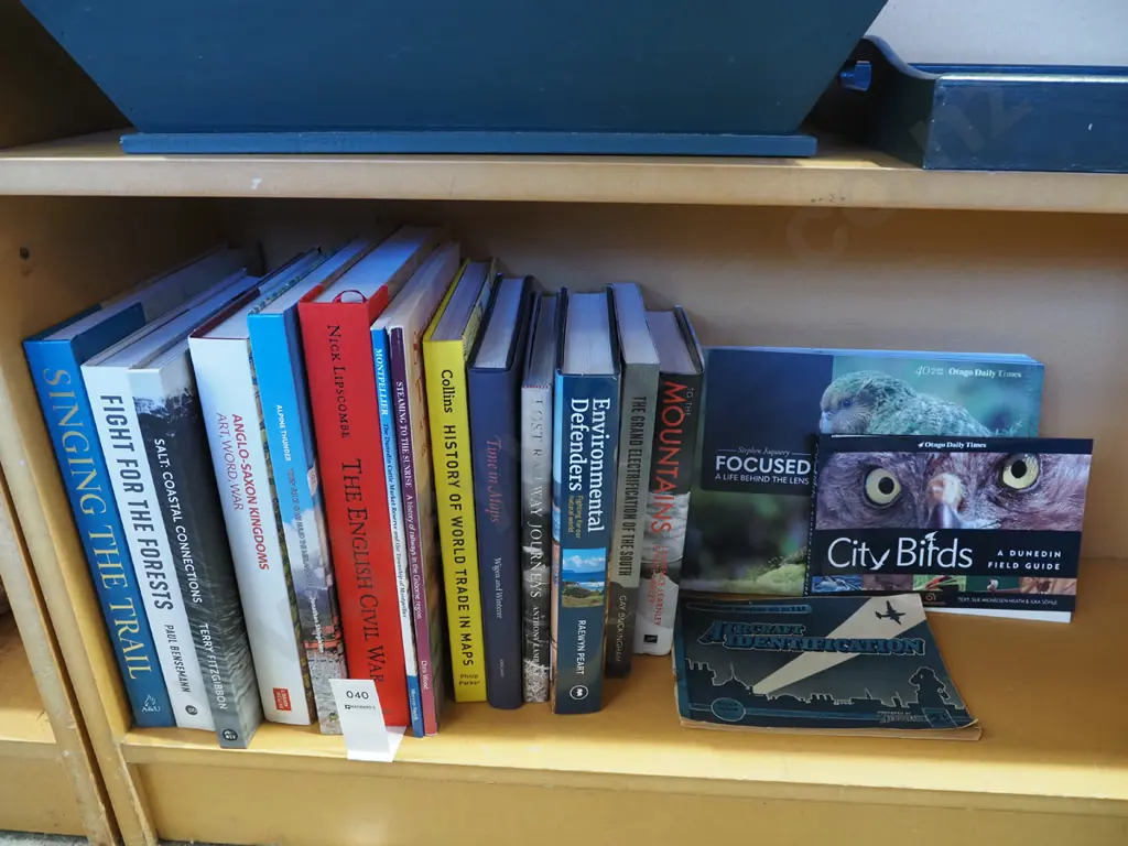 various books Image 1++