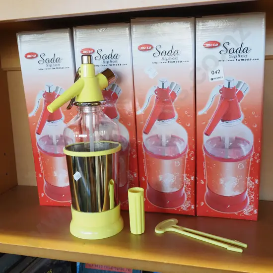 4x boxed as new soda syphons