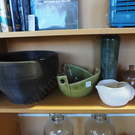 wire fruit bowl, vases etc