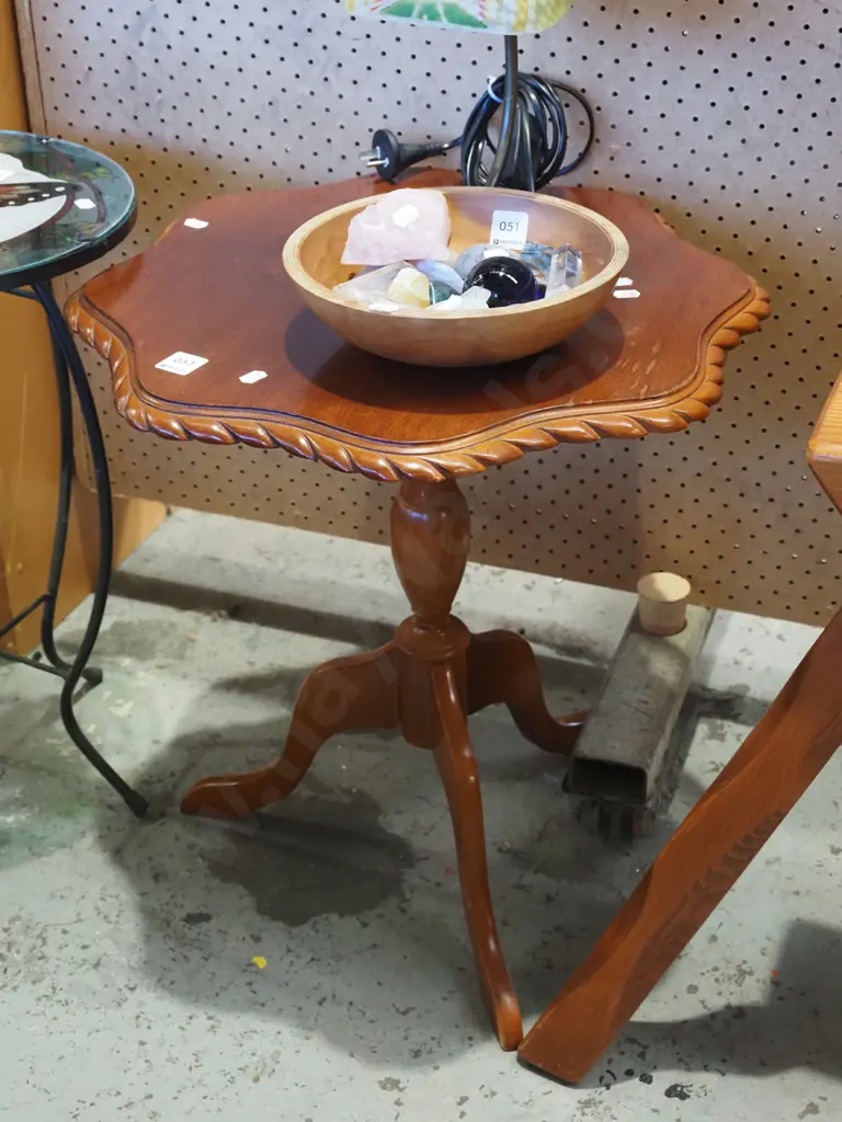 mahogany veneer wine table H520 Image 1++