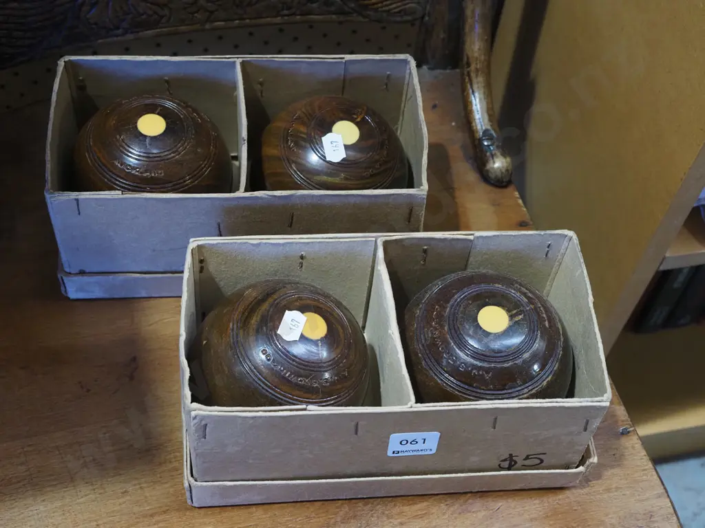 4x vintage indoor bowls Image 1++