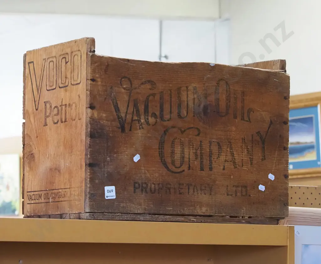 Vacuum Oil Company wooden crate Image 1++