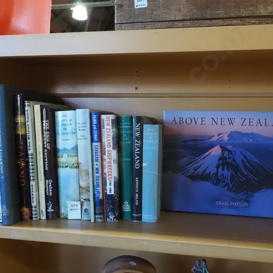 NZ books