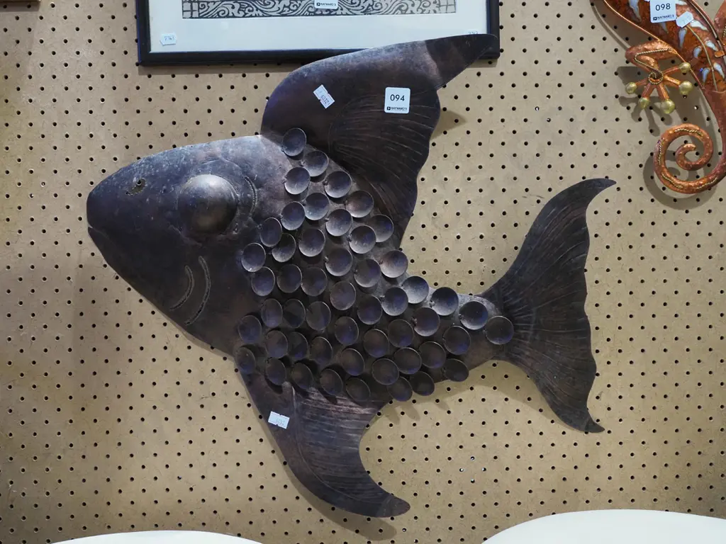 metal wall  art - fish Image 1++