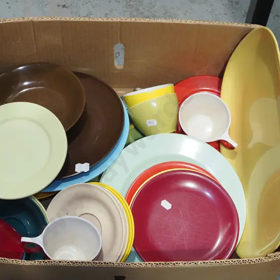 box; plastic Dura Ware plates, cups, ashets