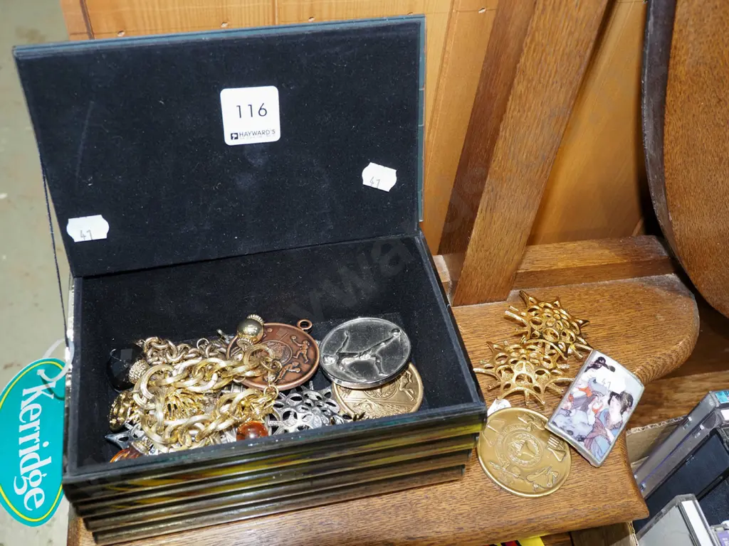 mirrored glass jewellery box and contents Image 1++