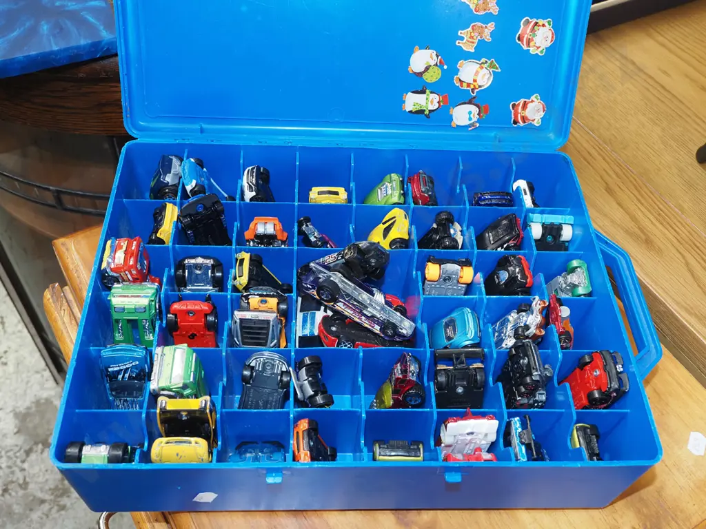 various Hotwheels toys Image 1++