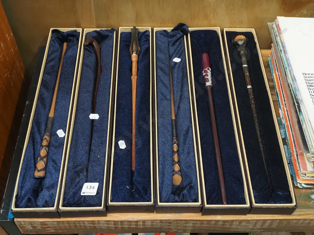 6x boxed wands Image 1++