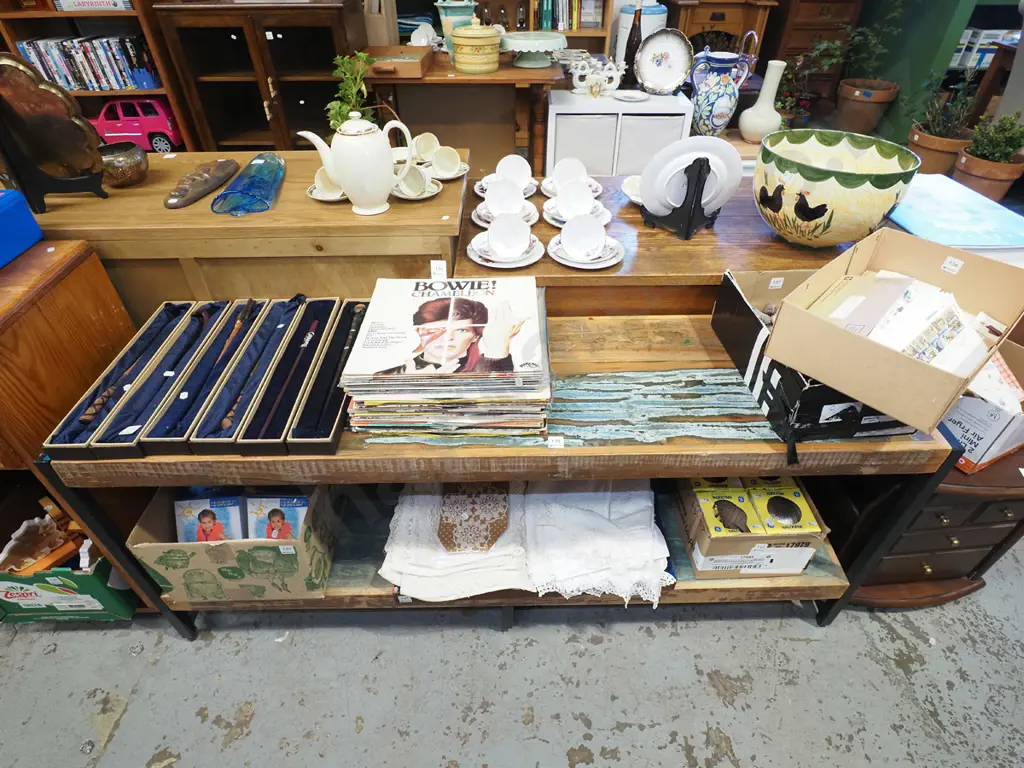metal and distressed wood 2 tier hall table H620 W1500 D400 Image 1++