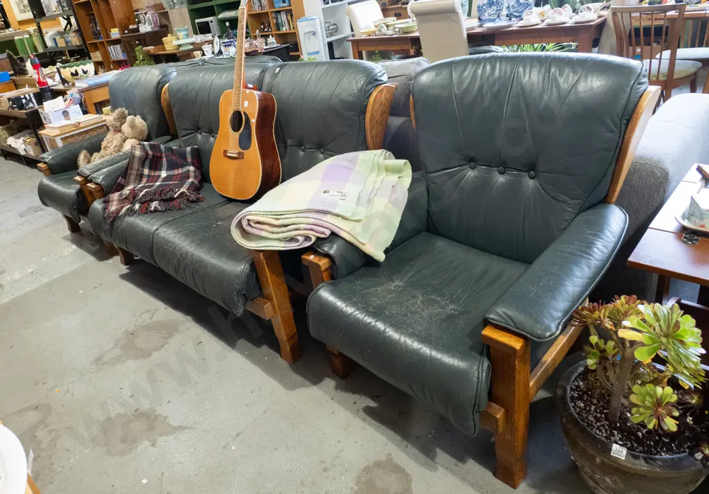 green leather and oak deep buttoned 3 piece lounge suite - 2 seater, 2 singles - age and wear to leather Image 1++