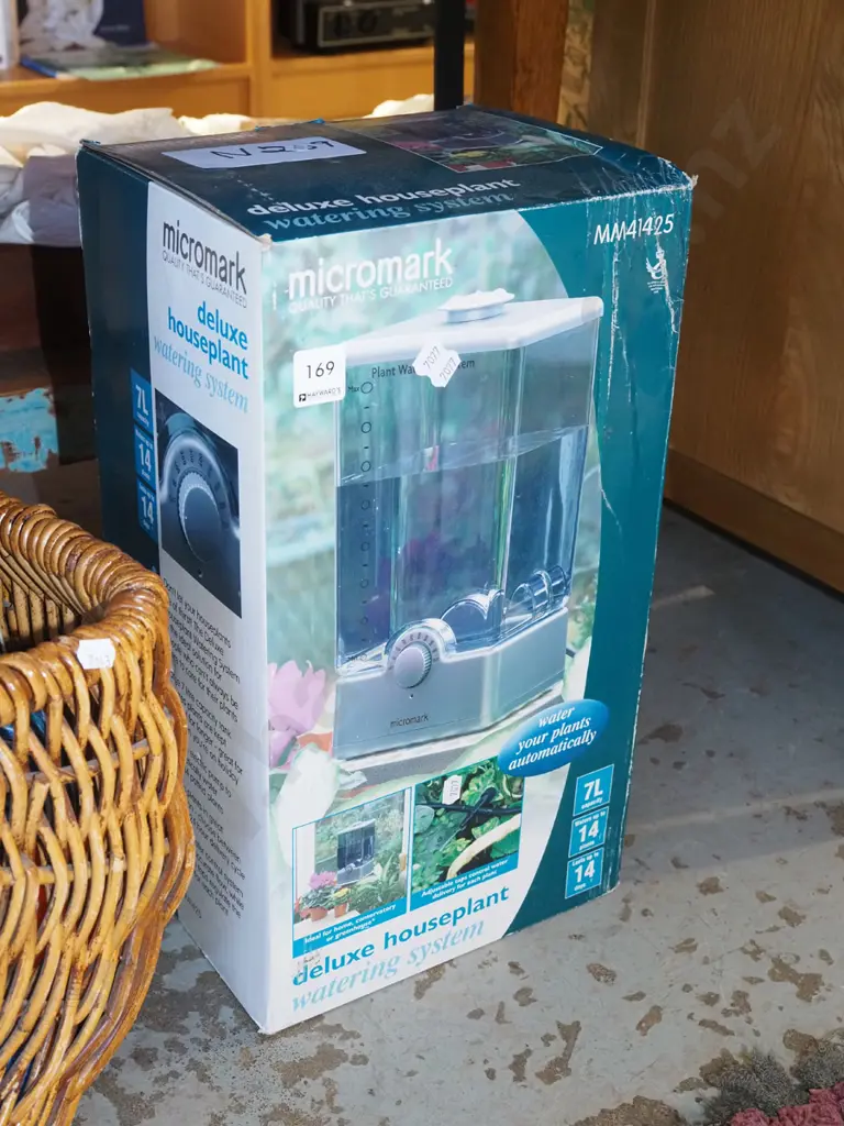 Micro Mark Deluxe house plant watering system Image 1++