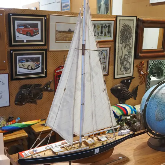 model yacht H900