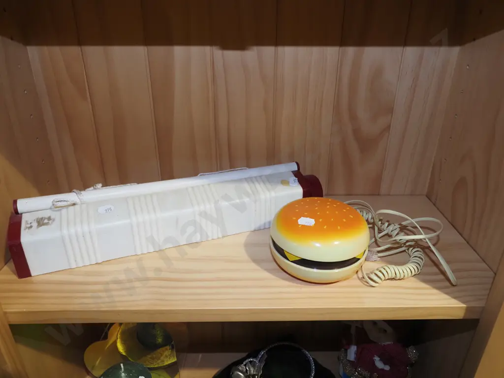 hamburger telephone, small plastic retractable indoor clothes line Image 1++