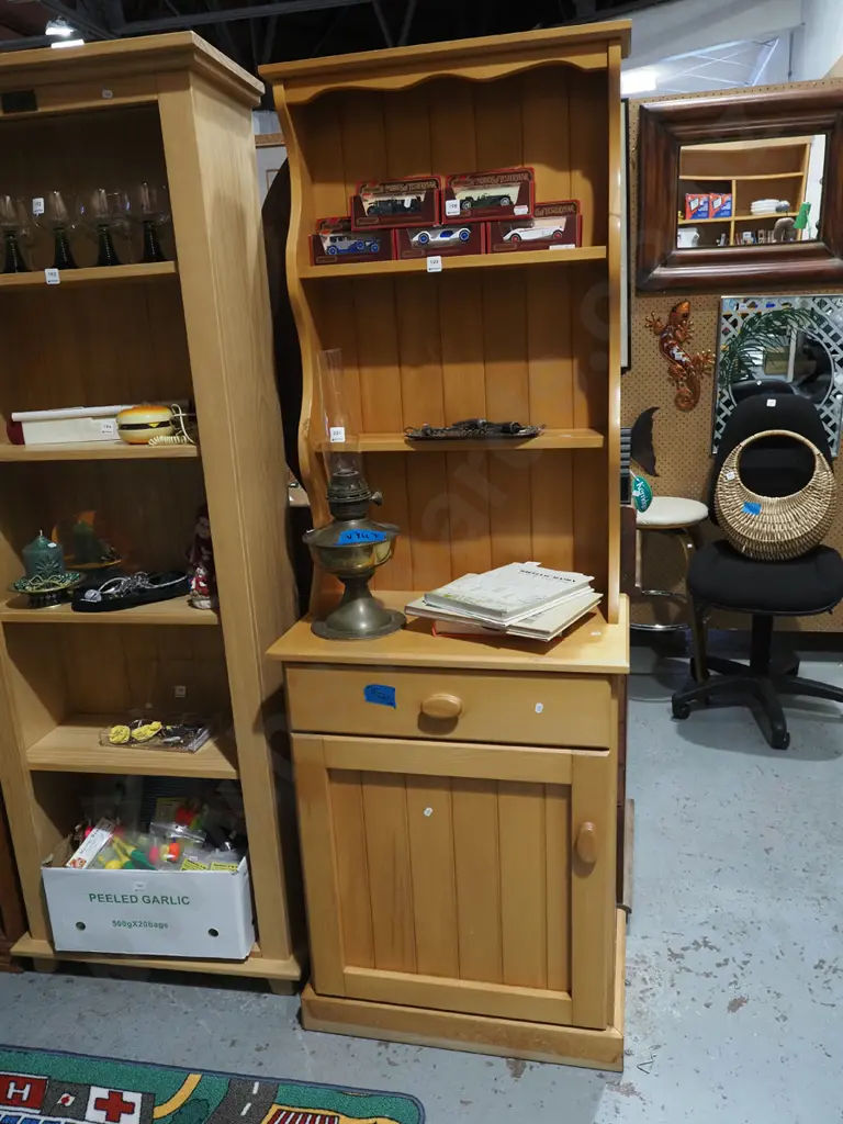 compact Welsh dresser H1800 W620 D370 Image 1++
