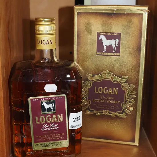 750ml bottle of Logan Delux Scotch Whisky