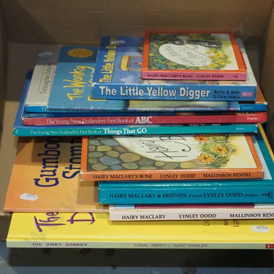 box; NZ books