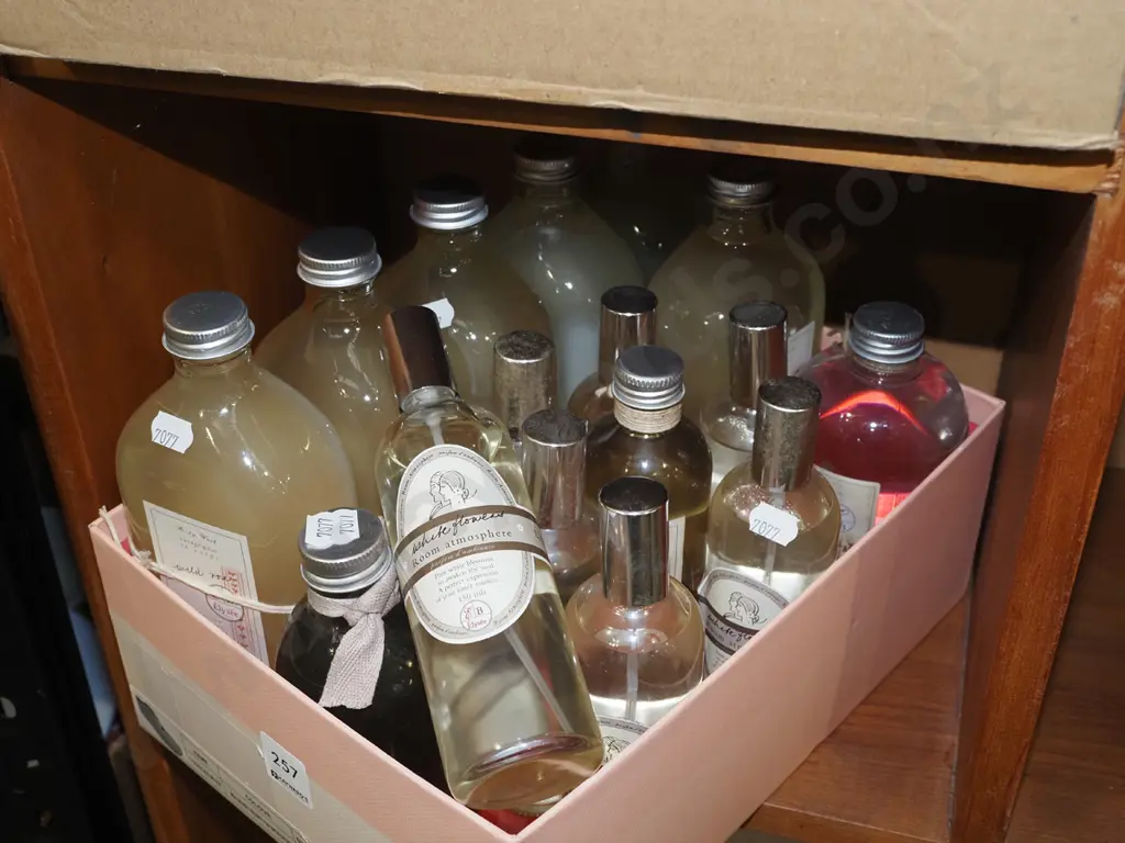 box; body wash, air fresheners Image 1++