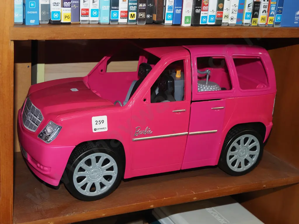 plastic toy Barbie car Image 1++