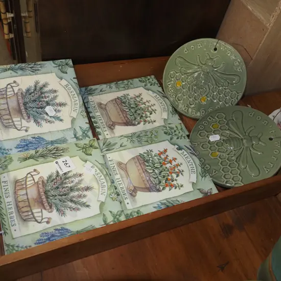 box; herb ceramic tiles, 2x bee themed medallions, wooden tray