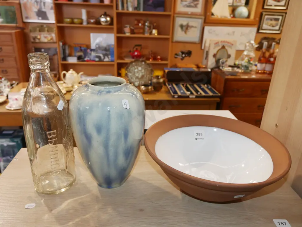 T.O. Hunter Bendigo vintage bottle, pottery bowl, vase Image 1++