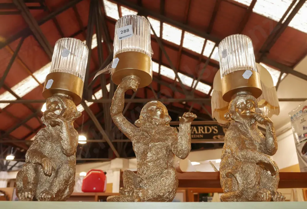 3x monkey candlesticks H295  Image 1++
