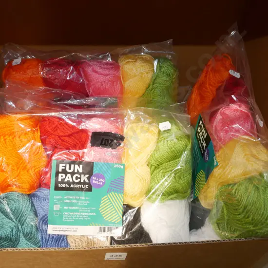 box; knitting yarns