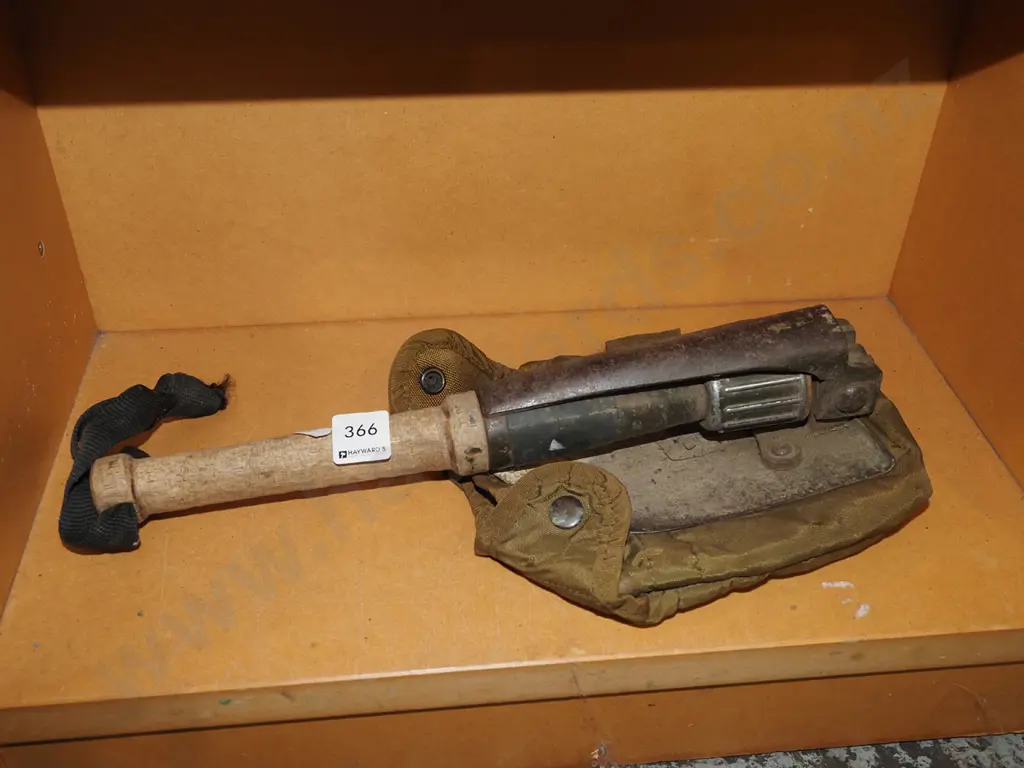 trenching shovel Image 1++