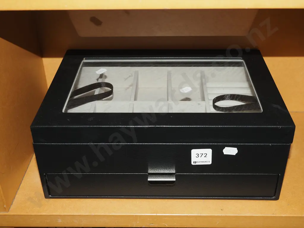 jewellery box Image 1++