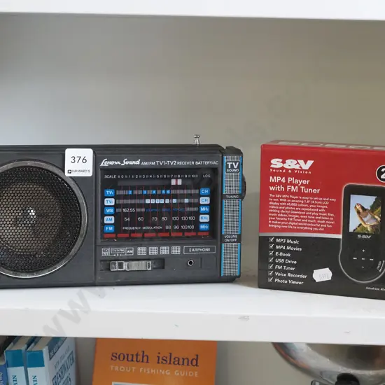 radio and boxed mp4 player with FM tuner