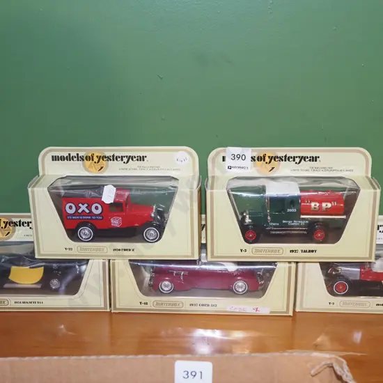 4x boxed models of Yesteryear