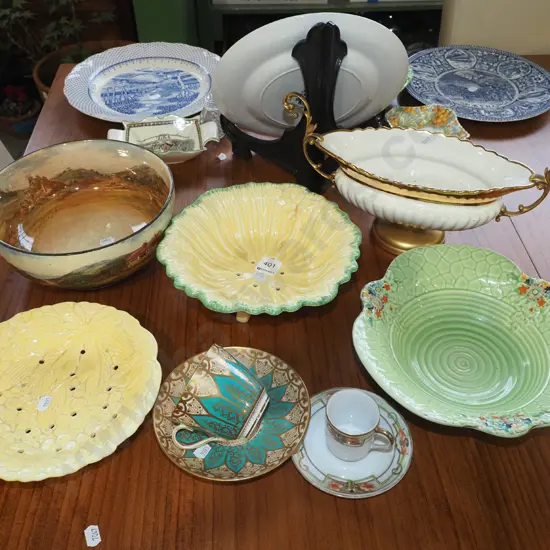 draining bowls, cups, saucers, vase etc