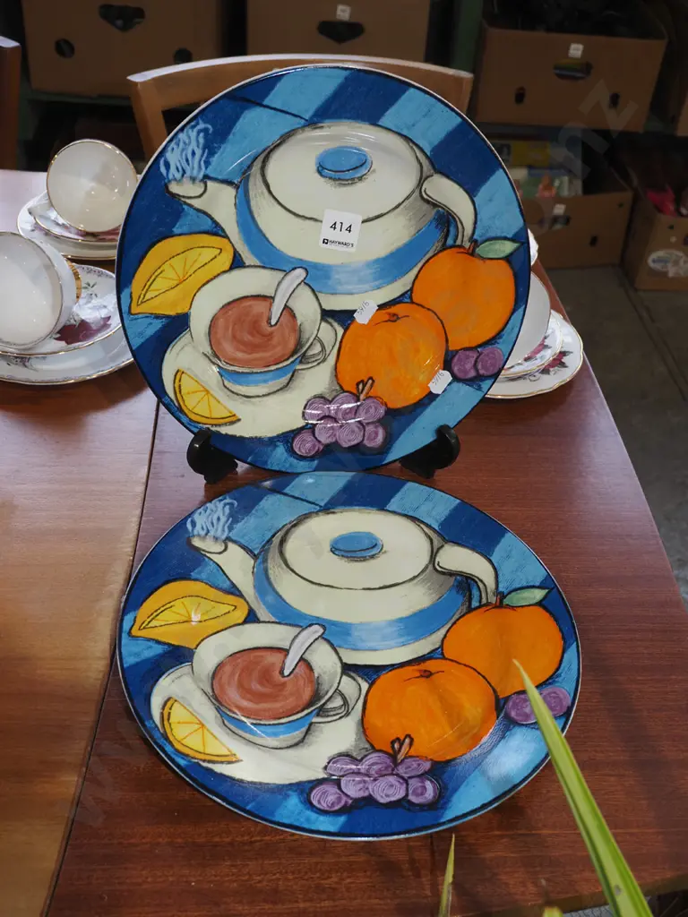 2x dinner plates Image 1++