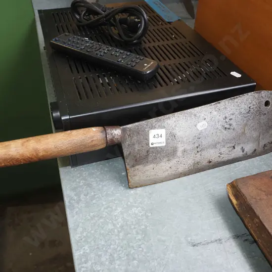large vintage butcher's cleaver L475