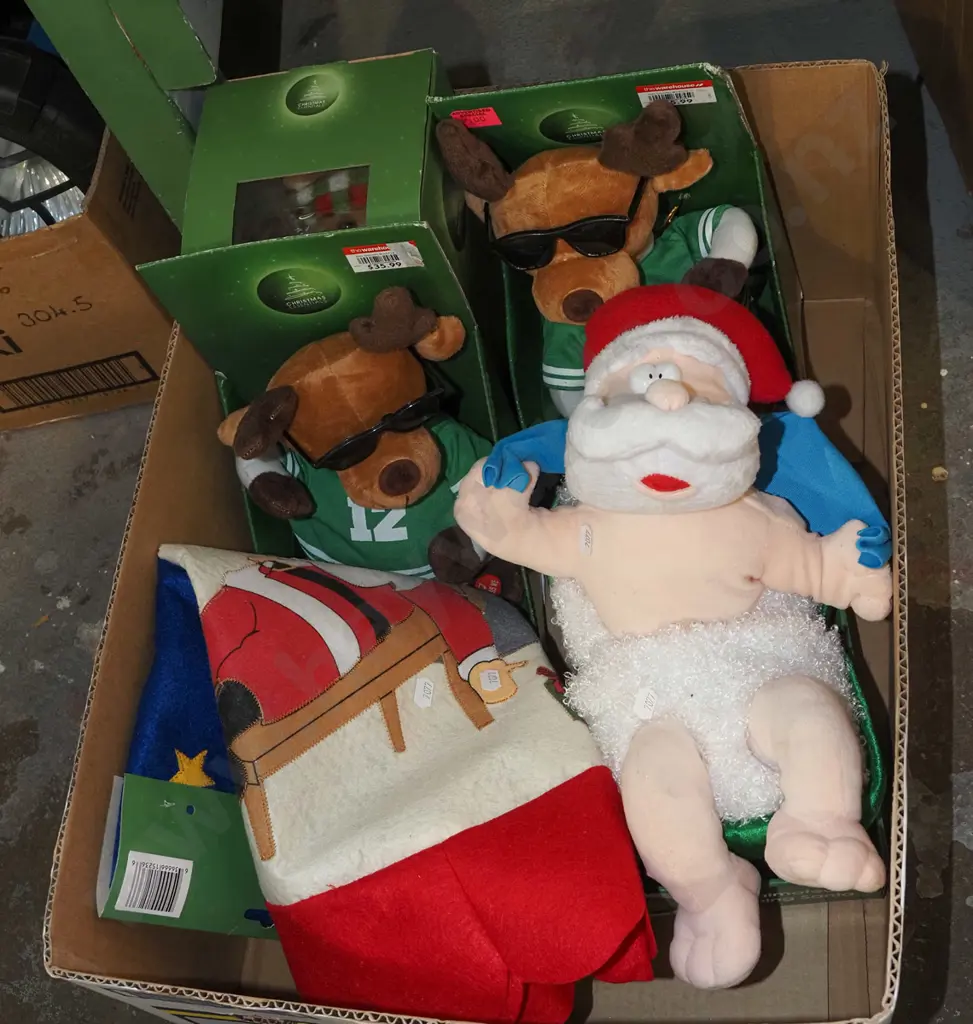 box; Xmas themed soft toys etc Image 1++