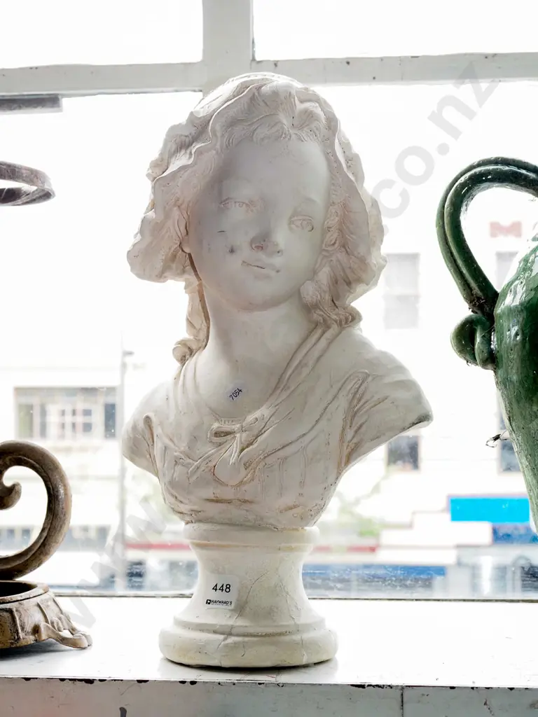 cast plaster female bust H440 Image 1++