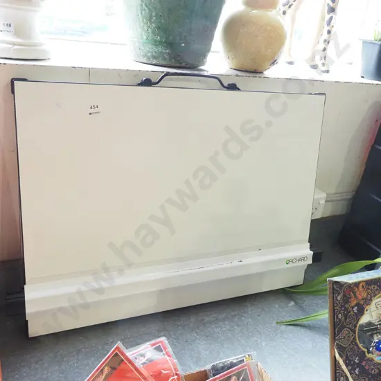 small portable draughting board