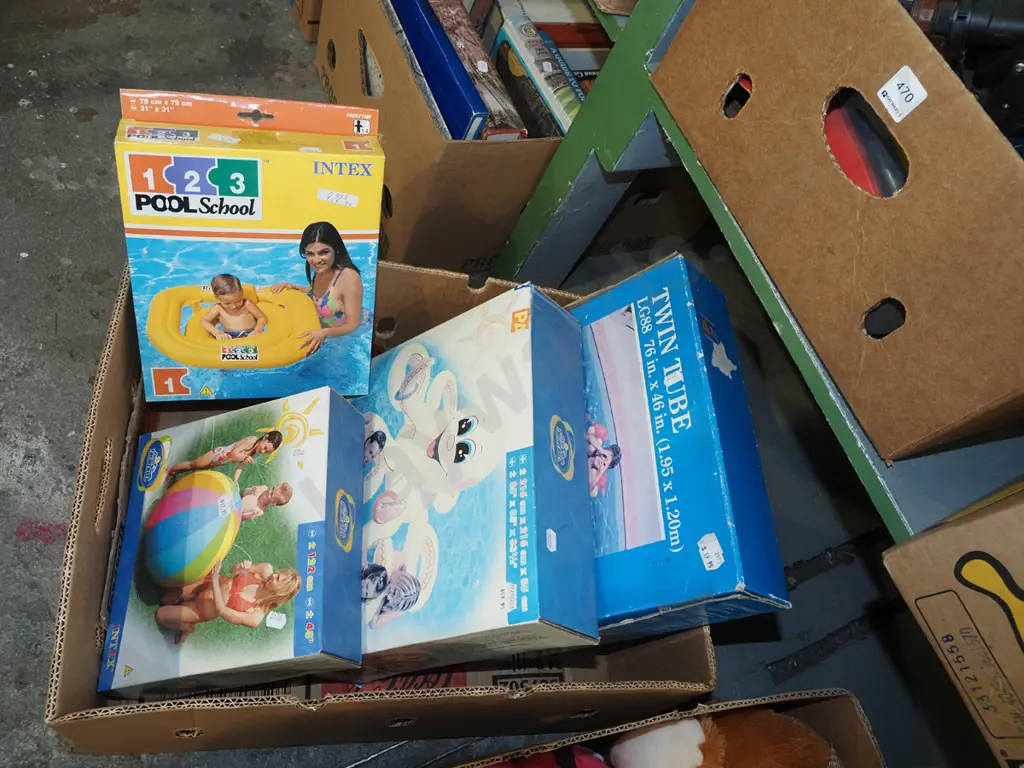 box; inflatable water toys Image 1++